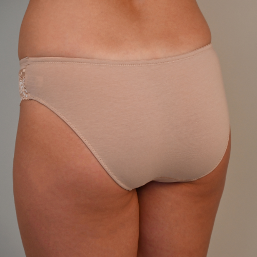 Zenske gace Sara brenda Sanatex iz Srbije